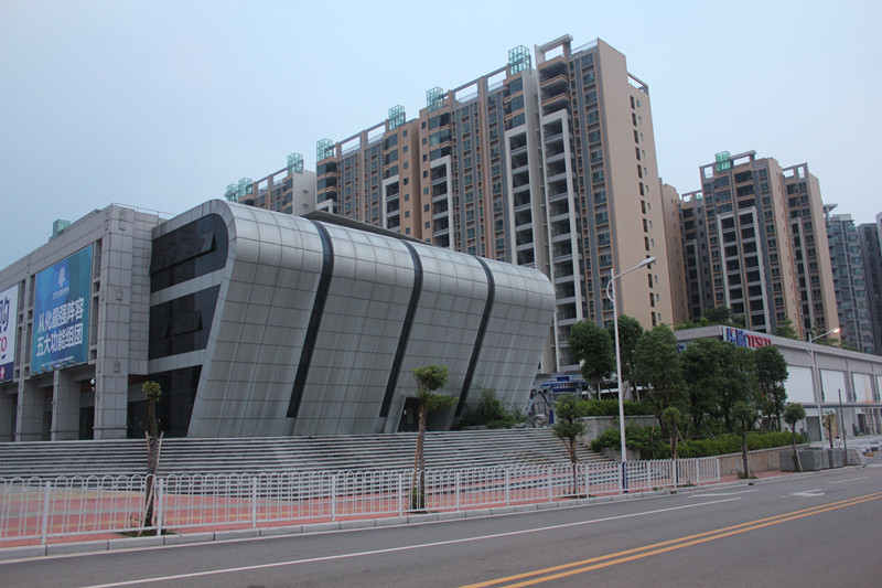 ���s����H���Q(m��o)��