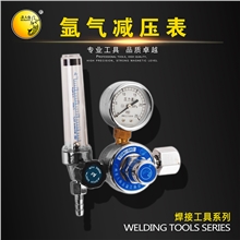 ���p����