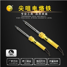 �������F