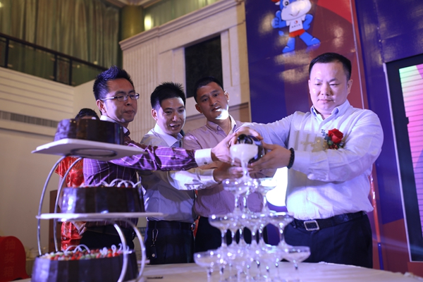 �E��20����c