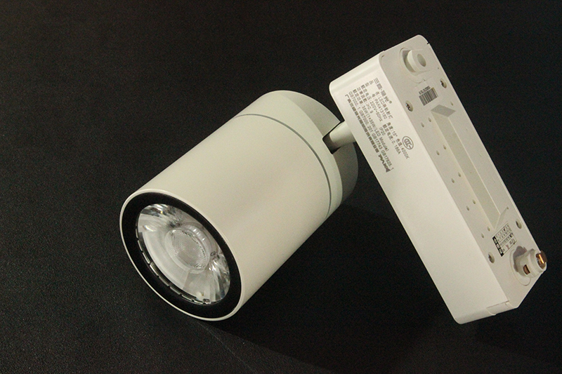 ���Hϵ��LED��(d��o)܉���